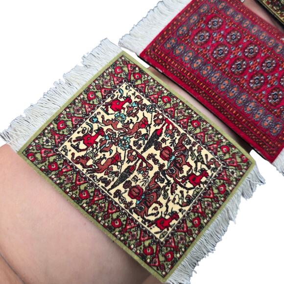 Lextra International Collection CoasterRug Assorted Colors 5.5" x 3.6" Set of 4 - Picture 7 of 7